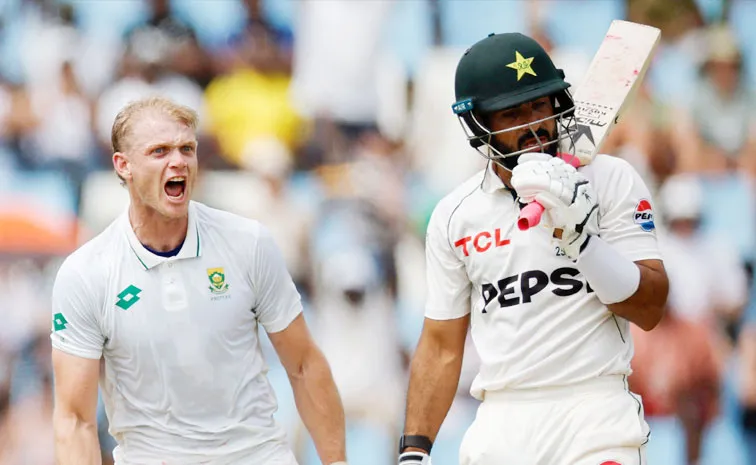 SA vs Pak 1st Test: Paterson Fifer Debutant Bosch 4 Wickets Pak 211 All out