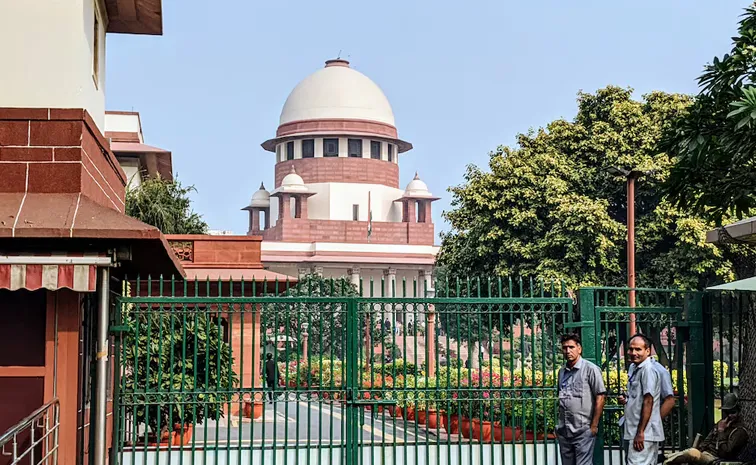 If Men Had Menstruation SC in Dismissal Of Lady Judge Suo moto Case