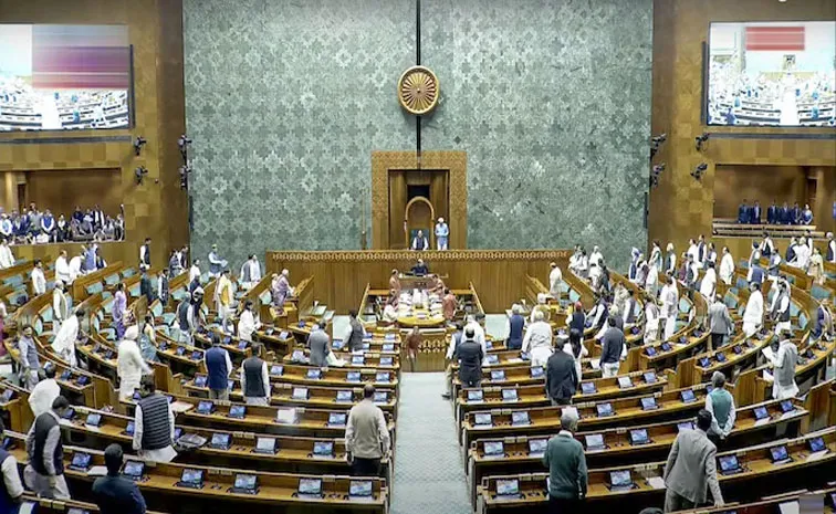 Parliament session live Updates Lok Sabha Rajya Sabha Congress Protest BJP