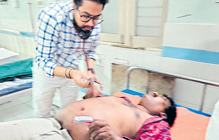YSRCP Dalit leader attacked by TDP