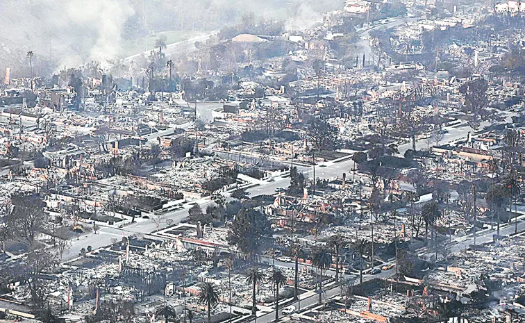 Los Angeles wildfires devour thousands of homes, death toll rises