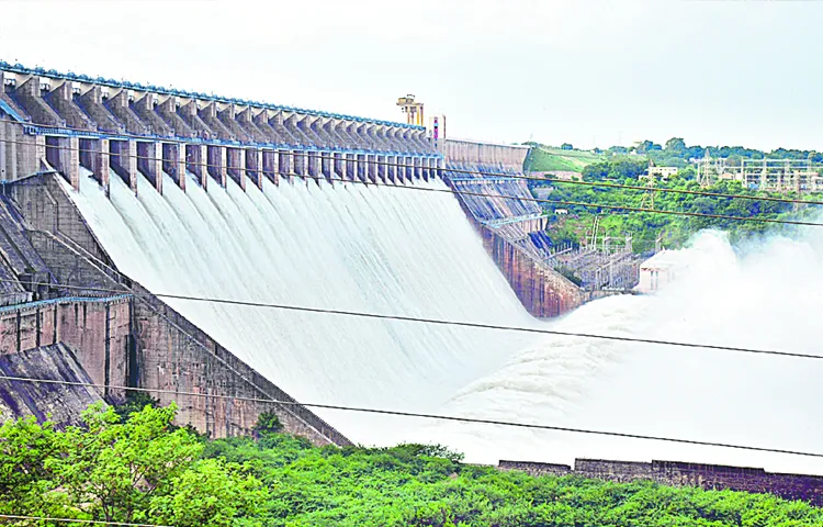 Construction of Bollapalli Reservoir with 150 TMC