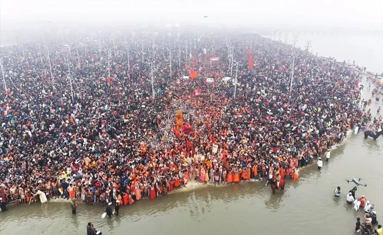 FMCG Companies are trying to Attract Consumers in Maha Kumbh 2025