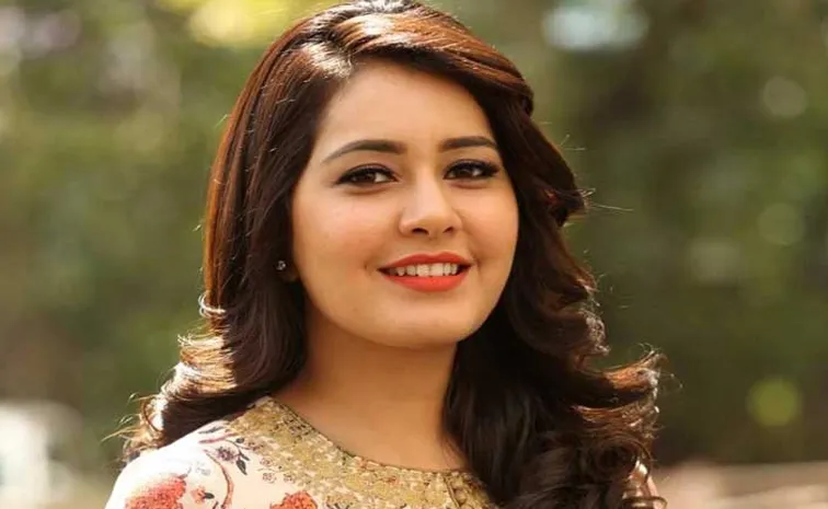 Raashii Khanna Open About on Doing South India Films