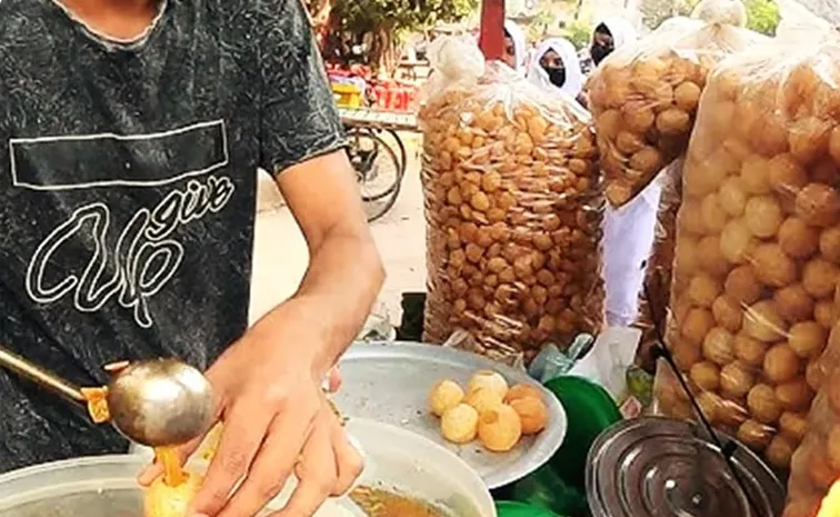 PANIPURI WALA GETS GST NOTICE BASED ON PHONEPE AND RAZORPAY RECORDS