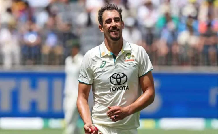 SL VS AUS 1st TEST: MITCHELL STARC COMPLETED 700 WICKETS IN INTERNATIONAL CRICKET