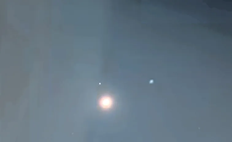 Moon, Venus and Saturn January 3 and 4, 2025