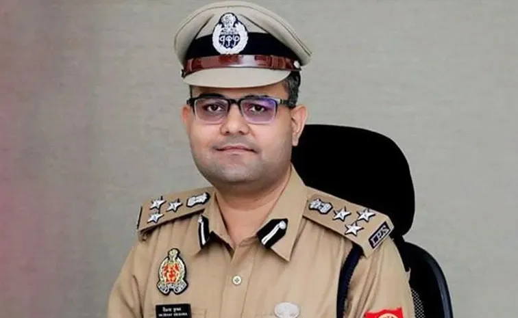 IPS Vaibhav krishna Cracked UPSC After Btech from IIT Roorkee Appointed as DIG Kumbh mela