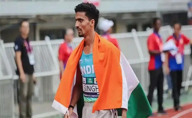 Indian Athlete Gulveer Singh Breaks National Record In Mens Indoor 3000m Short Track