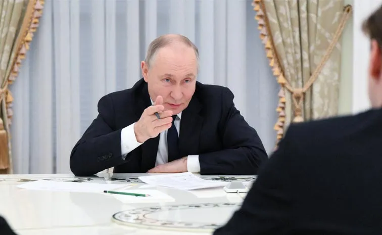 Putin ready to hold talks with Ukraine Zelensky says Kremlin