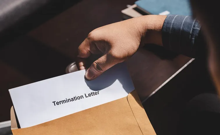 Man Fired For Taking Leaves During Notice Period Post Viral on Social Media