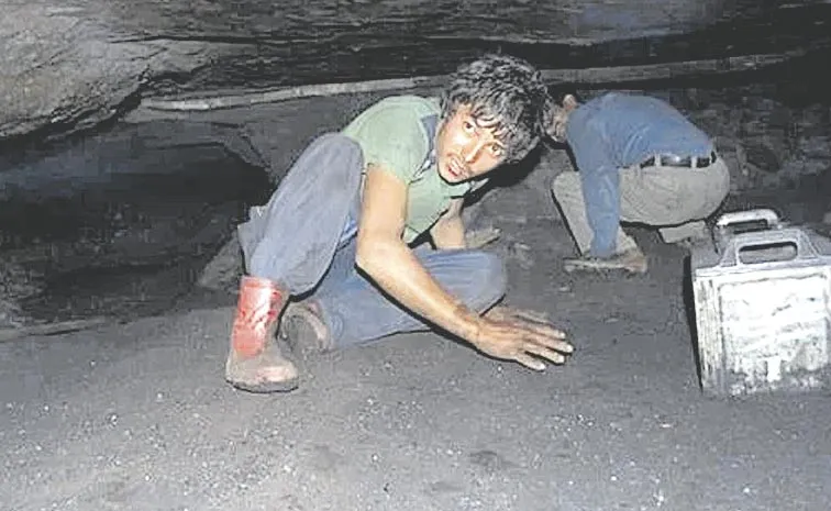 SLBC Tunnel: Rat Hole Miners Enter