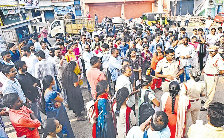 APPSC Group-2 candidates Fires On Chandrababu govt Negligence