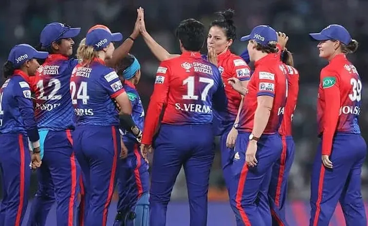 WPL 2025: Gujarat Giants Set 128 Runs Target To Delhi Capitals