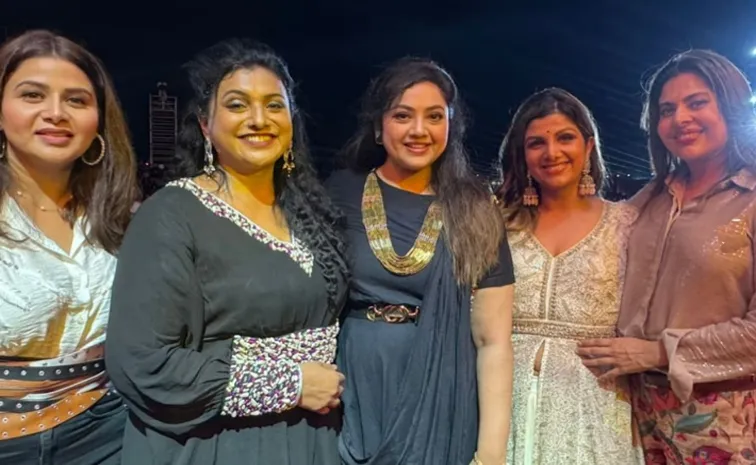 Tollywood senior actresses meet in a function photos viral In social media