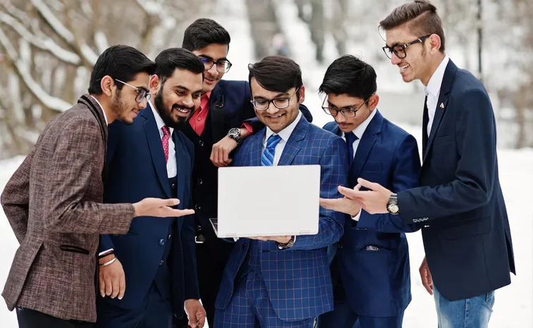 Infosys Rolls Out Salary Revision Letters with 5 to 20 percentage Hikes