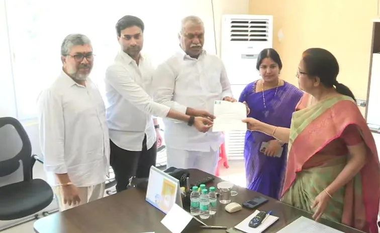 YSRCP Leaders Given Petition To Election Commission Over Elections In AP
