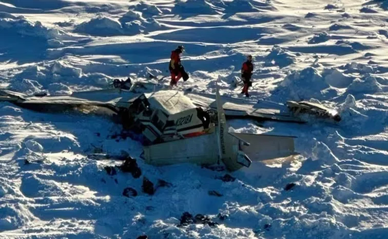Ten people dead in Alaska plane crash