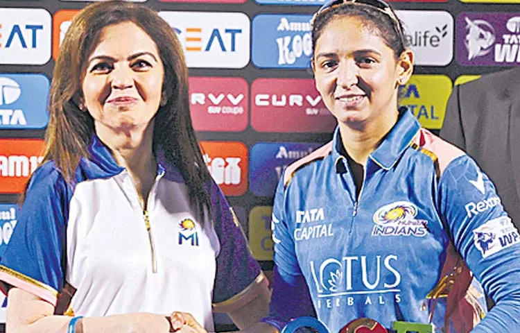 Mumbai Indians win over Gujarat Giants in wpl