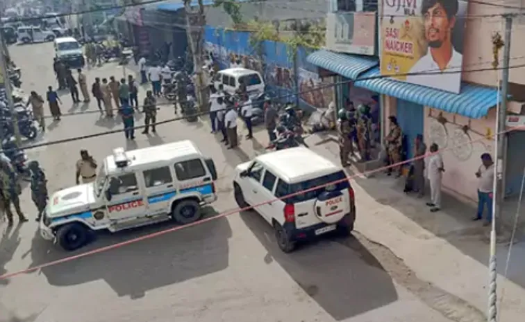 Chittoor Gandhi Town Robbery Attempt Check Details