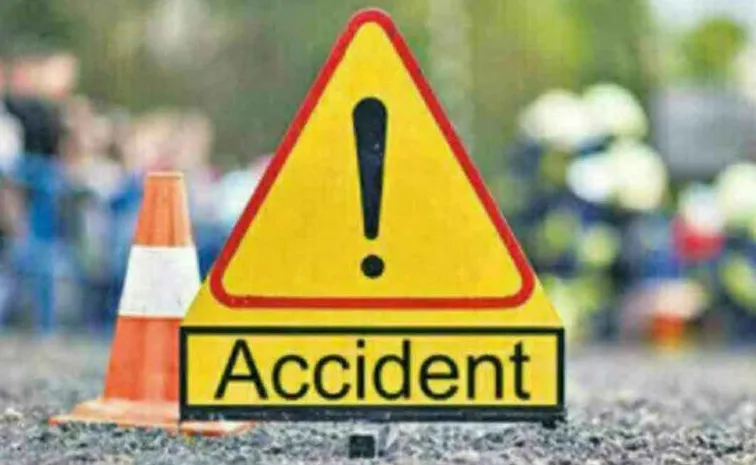Uttarakhand Accident over Speed Luxury car ran over 6 People on Mussoorie road 4 died Accused Absconding