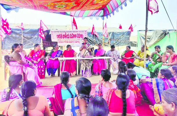 ప్రభుత్వ చొరవతోనే అభివృద్ధి