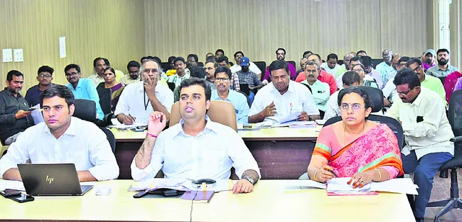 స్వచ్ఛ మార్గంలో పయనిద్దాం 