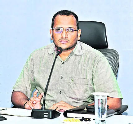 స్వచ్ఛ సర్వేక్షణ్, పీ–4 సర్వేపై ప్రత్యేక దృష్టి