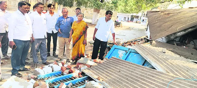 కాశినాయన భవనాలు ప్రభుత్వమే పునర్నిర్మించాలి