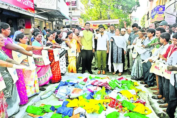ప్రజలందరి సహకారంతో స్వచ్ఛాంధ్ర లక్ష్యం