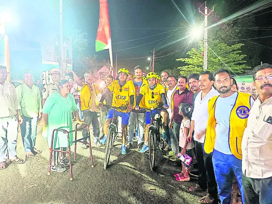 సైకిల్ ర్యాలీ.. తీరాన్ని రక్షించాలి