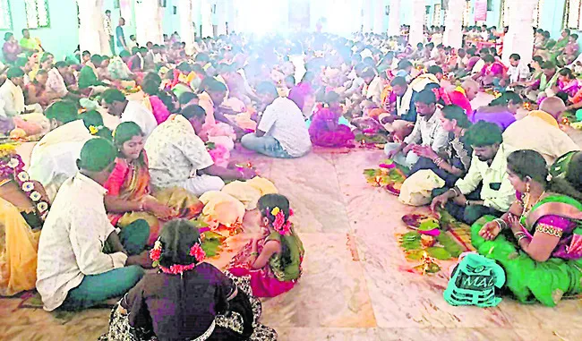 గిరిపై భక్తజనసాగరం●