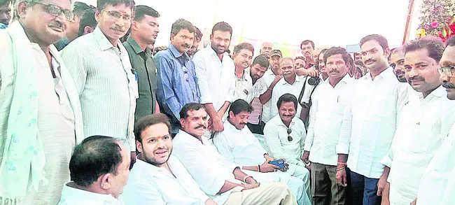 కనకమ్మ మృతికి నివాళులు అర్పించిన బొత్స