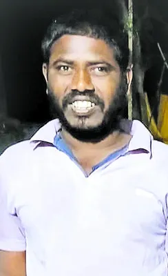 తల్లి దశ దిన కర్మ రోజే కొడుకు మృతి