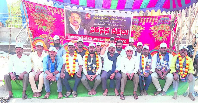 ఆగని పొగలు.. తీరని వెతలు 