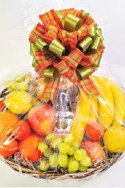 Ramadan 2025 Hyderabad special gift pack with fruts4