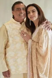Mukesh Ambani and Nita Ambani Wedding Anniversary Special Cake Inspired Vantara4