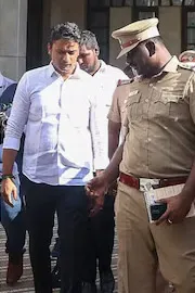 tasmac liquor scam protest tamil nadu cops detain bjp leaders annamalai tamilisai 6