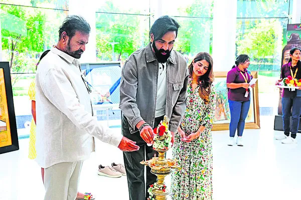 చరిత్రకు సజీవ సాక్ష్యం చిత్రలేఖనం