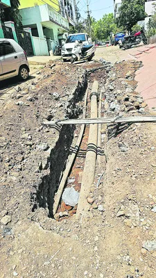 ● లీకేజీలు.. మరమ్మతులు