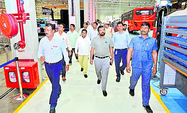 నేడు అశోక్‌ లేల్యాండ్‌ ప్లాంట్‌ ప్రారంభం 
