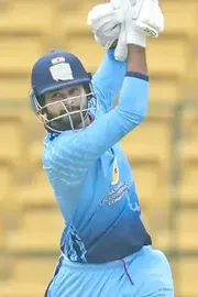Gonna Smash You Guys: Aman Khan Recalls Shreyas Iyer Approach11