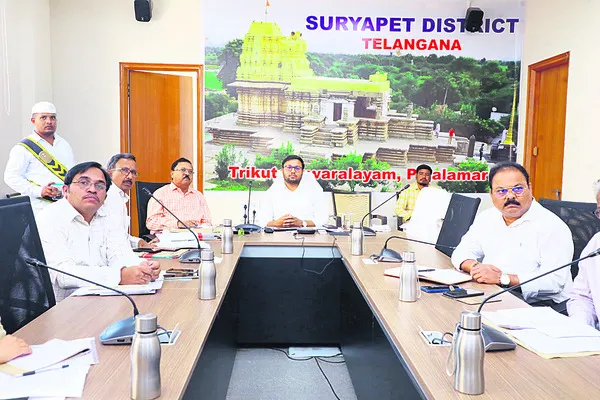 కూలీలకు పని కల్పించాలి