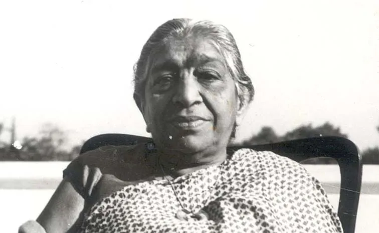 Who Was Sarojini Naidu First Female Governor Of United Provinces