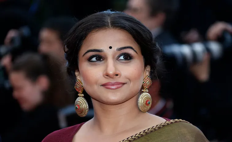 Bollywood Actress Vidya Balan On latest AI generated video