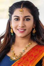 Betting Apps Case: Vishnu Priya At Panjagutta Police Station7