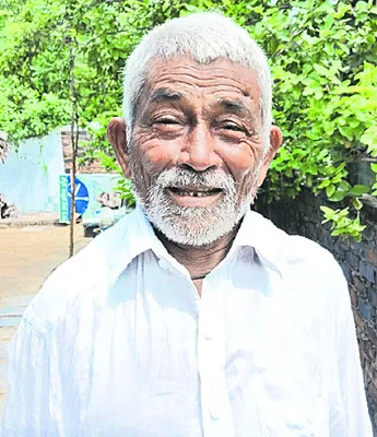 గుర్తుతెలియని వాహనం ఢీకొని వ్యక్తి దుర్మరణం