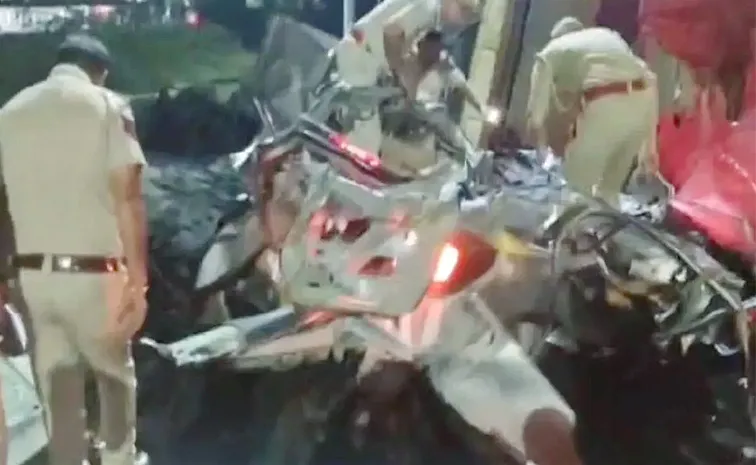 Dumper Overturned on Car 6 People of the Same Family Died in a Road Accident12