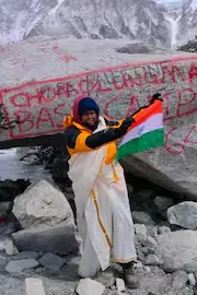 Vasanthi Cheruveettil Reaches Everest Base Camp Training With YouTube Videos10