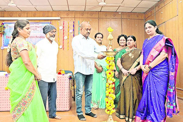 ఎస్పీడబ్ల్యూలో బయోటెక్ ఫెస్ట్